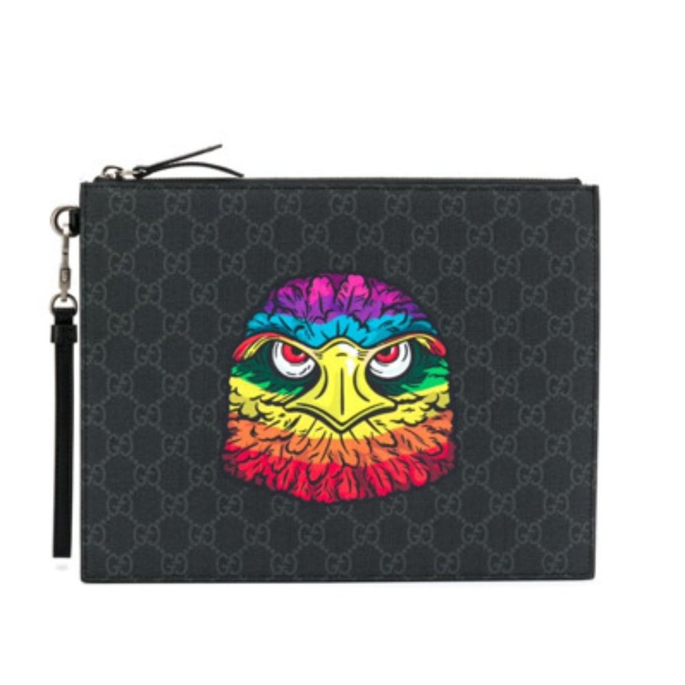 ** RARE FIND ** Gucci GG Supreme Eagle Pouch in Gray NEW W DUSTBAG